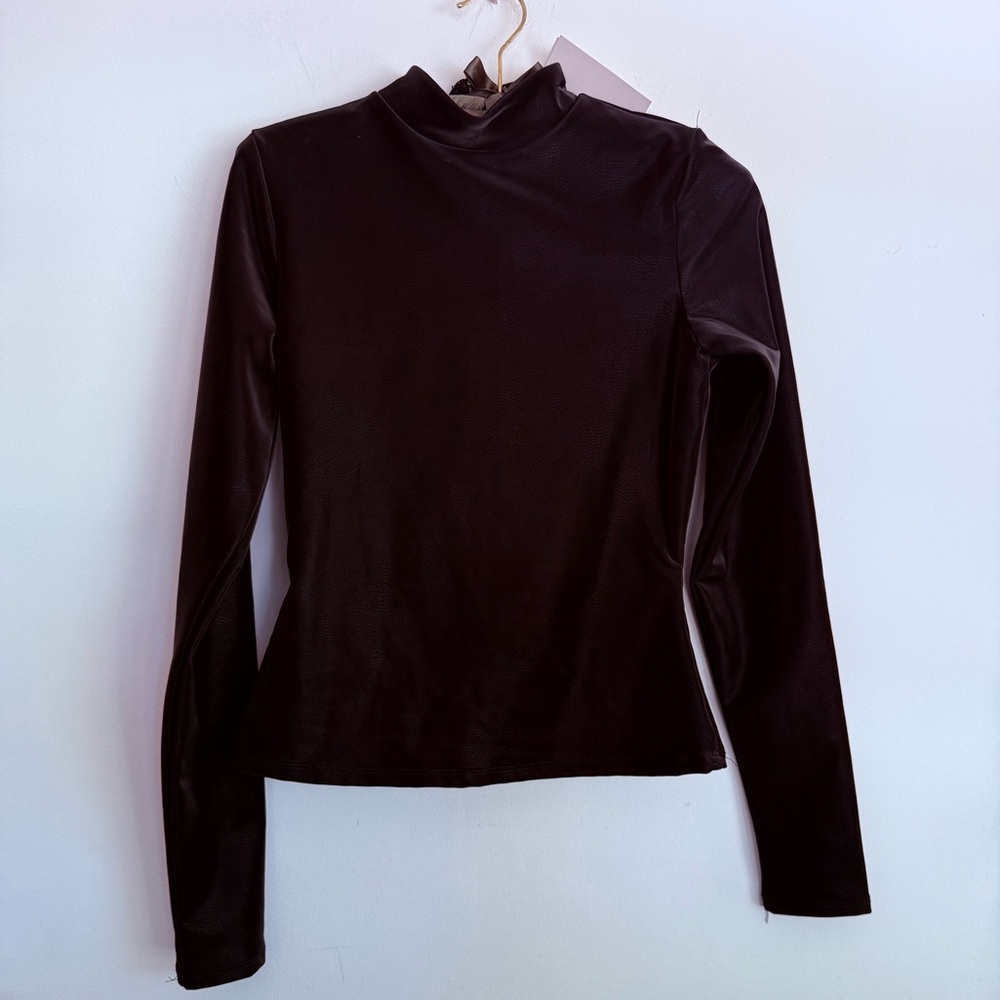 Naked Wardrobe Liquid Suede Turtleneck Mock Long Sleeve Compression Top NWT SZ M